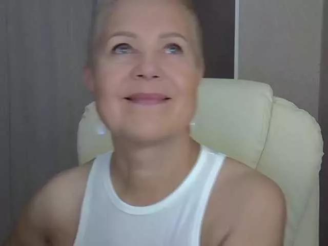 Freechat IFannyLove on BongaCams