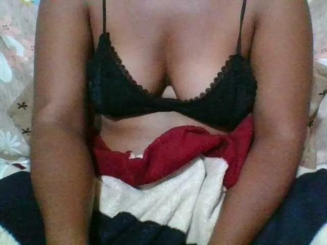 Offline Imanoellah on BongaCams