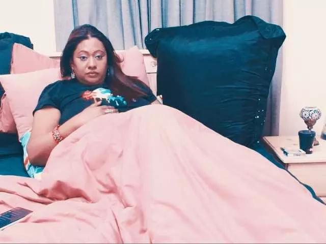 Freechat Indianlust69 on BongaCams