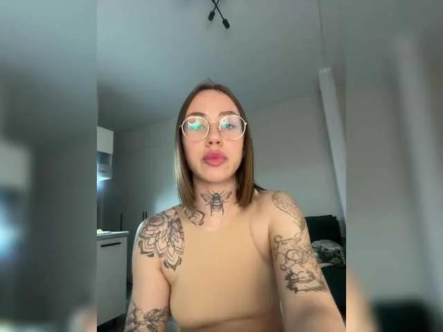 Offline IRAONIC on BongaCams