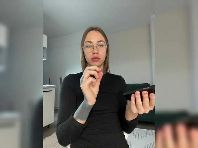 Offline IRAONIC on BongaCams