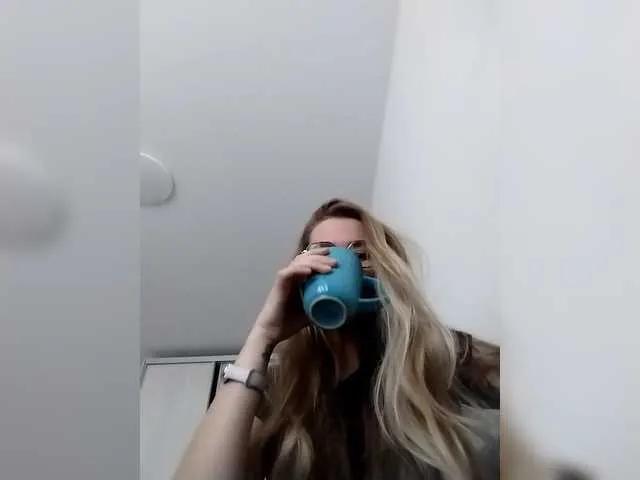 Offline Irina11 on BongaCams