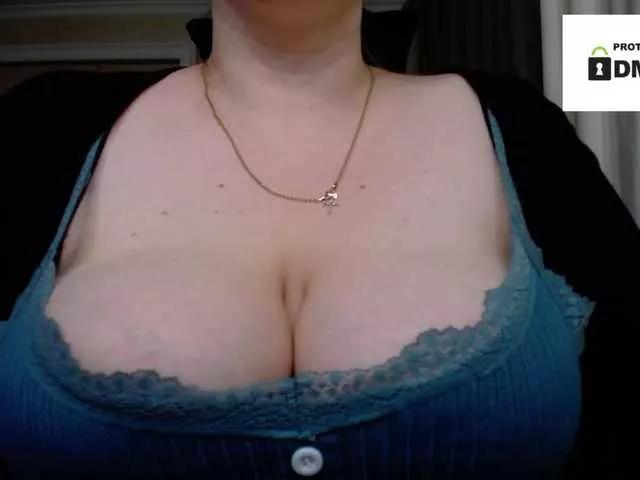 Irishka14 on BongaCams 