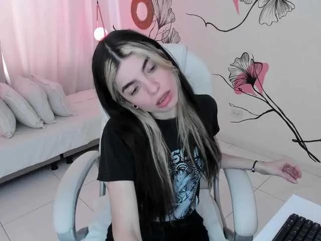 Offline Isabela-Fiorelli on BongaCams