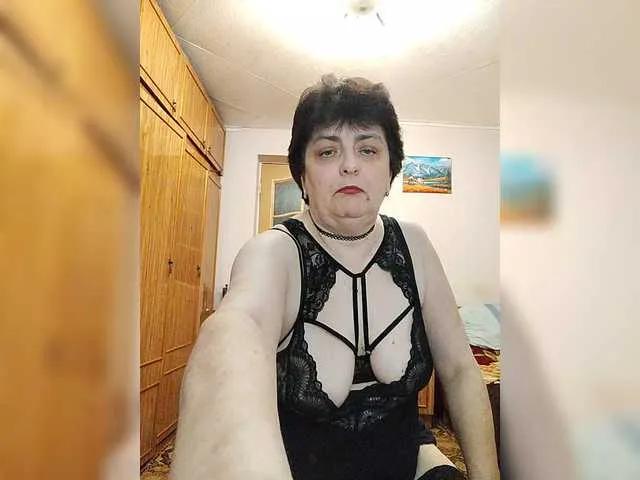 Offline IsXLoves on BongaCams