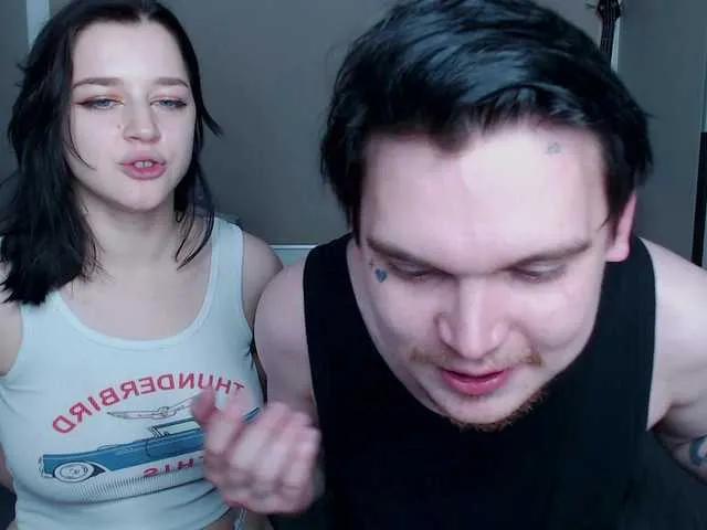 Offline jackoffjillss on BongaCams