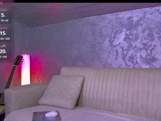 Freechat JadeNoa on BongaCams