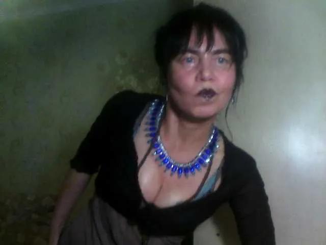 Offline Josephinna on BongaCams