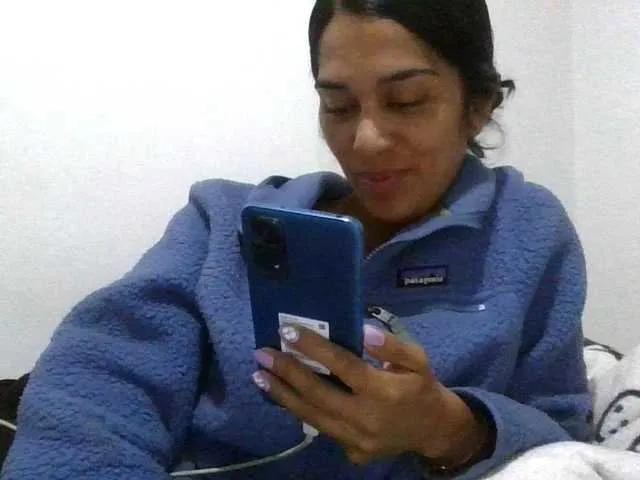 Offline JuanaBrunette on BongaCams