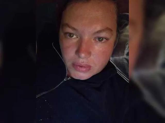 BongaCams Juliamad is Freechat Juliamad — I get turned on by confident guys and dirty talk