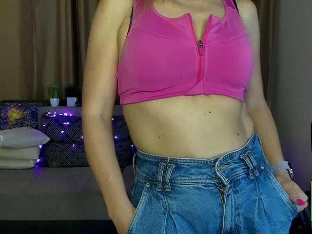 Offline Jullyblondkiss on BongaCams