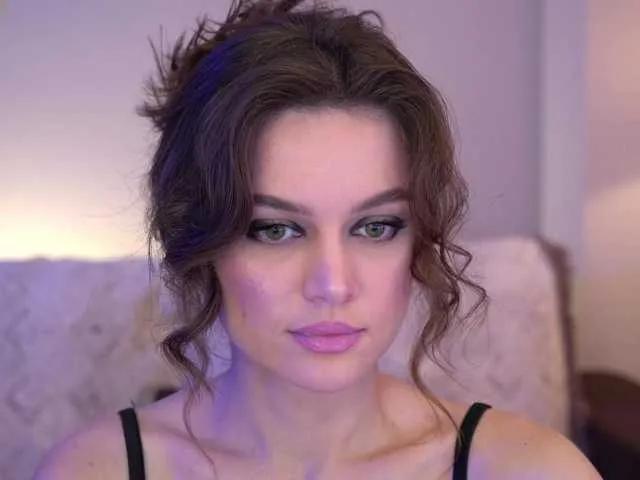 Freechat Kadriaa on BongaCams