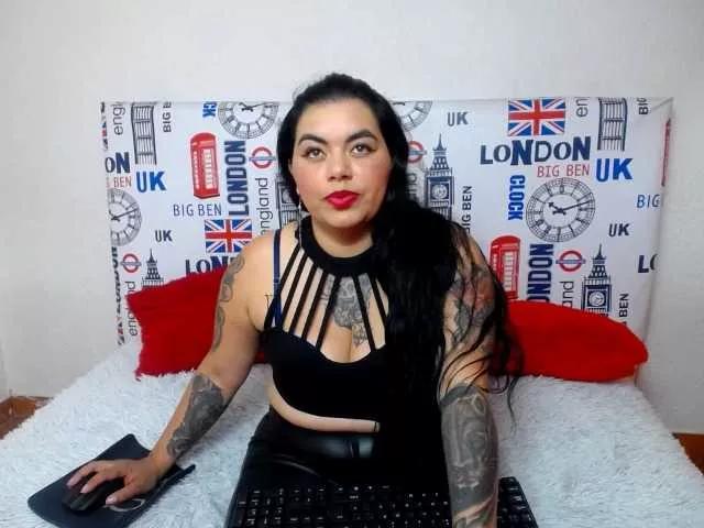 Offline karla-green on BongaCams