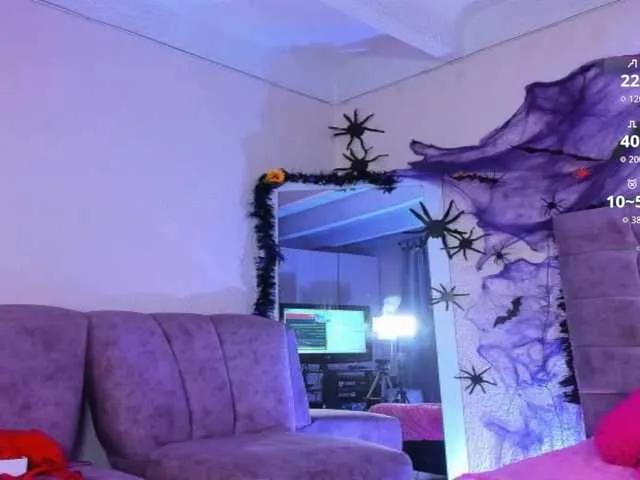 Freechat karol-rose on BongaCams