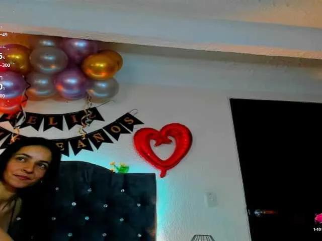 Freechat karol-rose on BongaCams