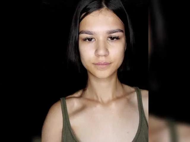 Offline Karyna2520 on BongaCams