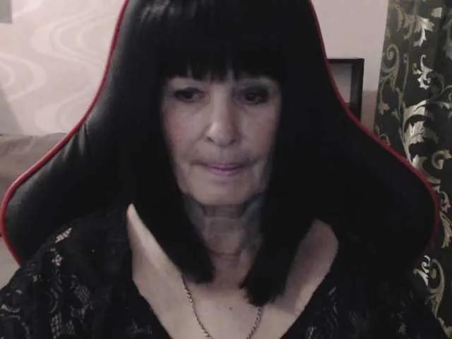 Offline KatarinaGloss on BongaCams