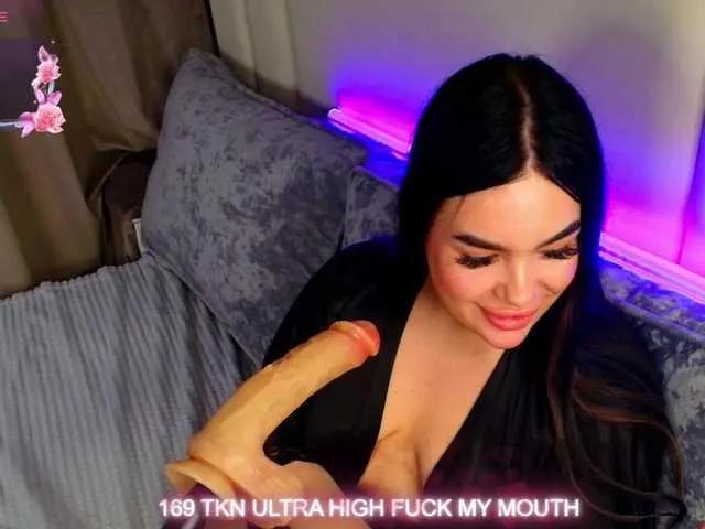 Freechat katerine-Monroe on BongaCams