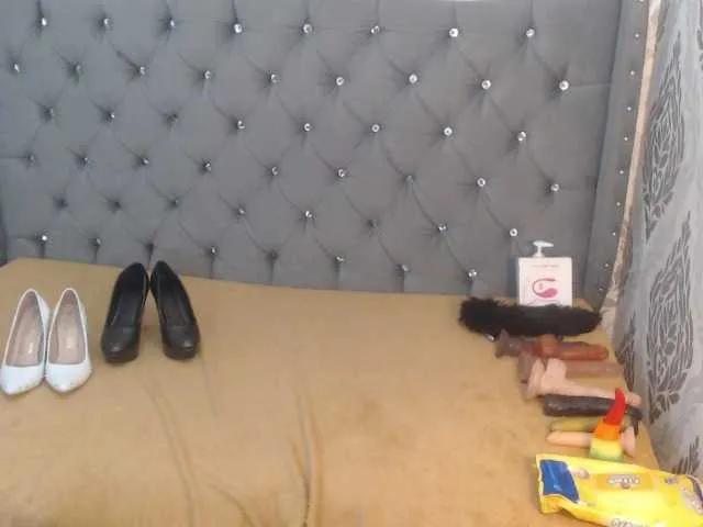 Freechat KatheBlows on BongaCams