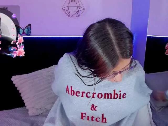 Offline katnisslovee on BongaCams