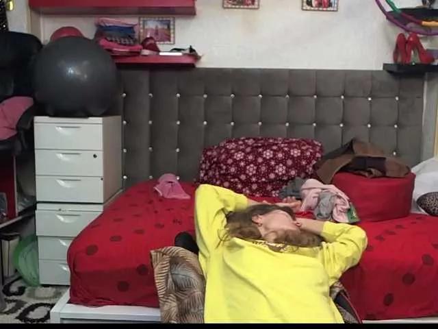 Offline kellysurfing on BongaCams