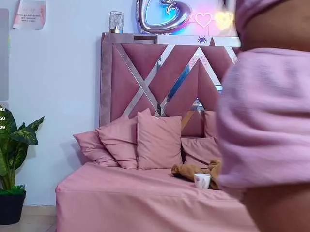 Offline kendra-tay on BongaCams