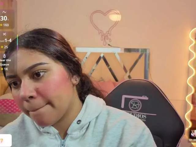 Offline kendra-tay on BongaCams