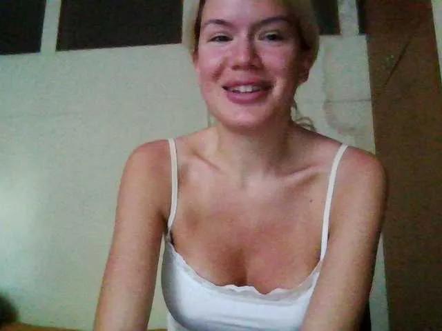 Offline Keylaone on BongaCams