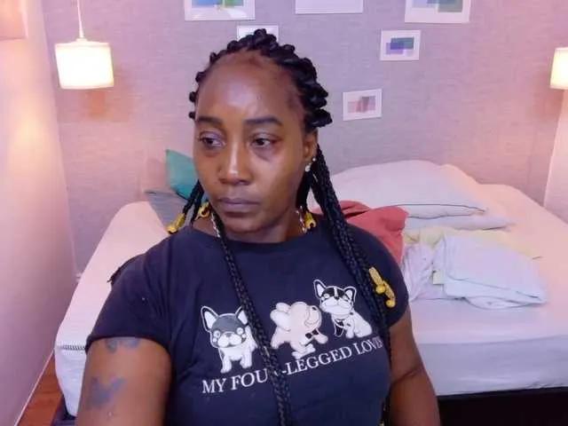 Freechat kiara-evanss on BongaCams