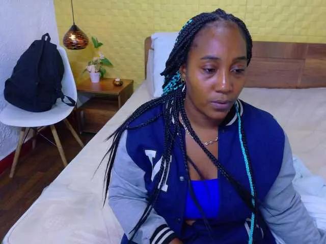 Freechat kiara-evanss on BongaCams