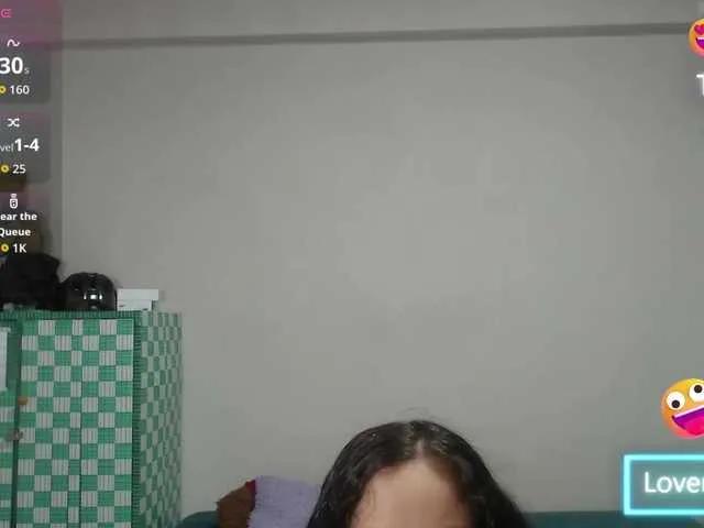 Offline Kimberly96 on BongaCams