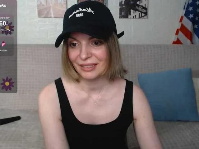 Freechat Kiramarta on BongaCams
