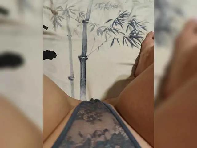 Offline Kiskis-s on BongaCams