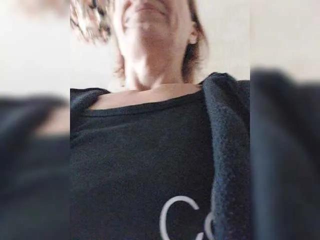 Offline Kissaam on BongaCams