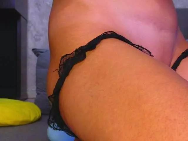 Offline kisskitty on BongaCams