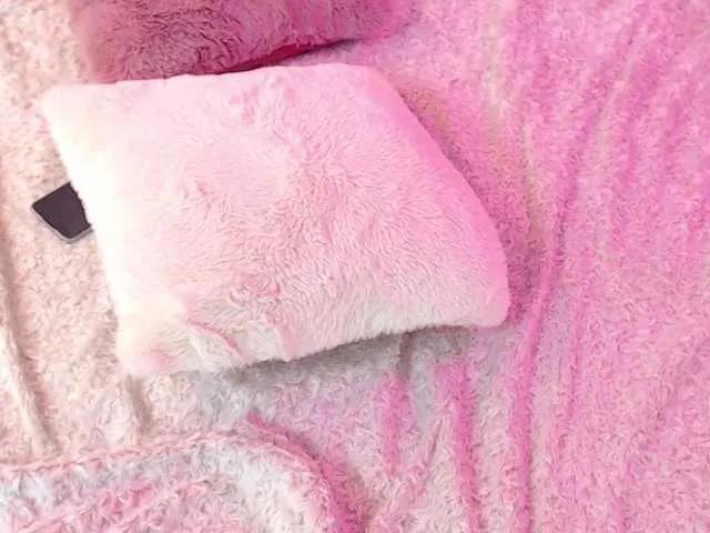 Offline KloeFernandez on BongaCams