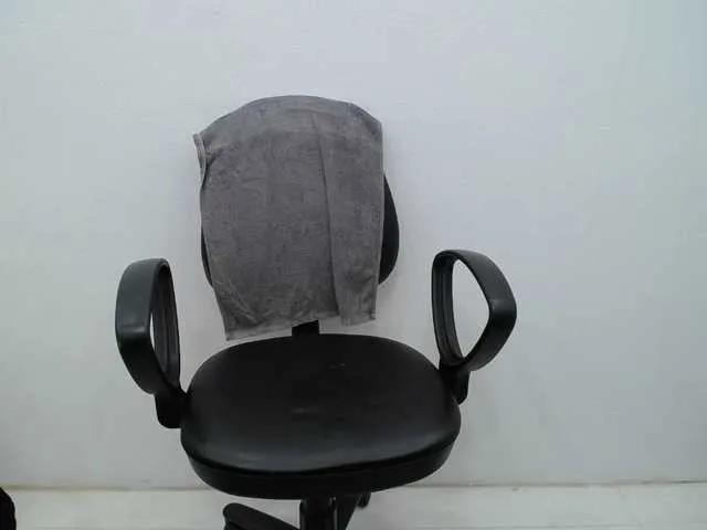 Offline Lady-Young on BongaCams