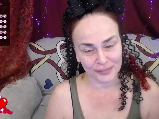 Freechat ladyzlata on BongaCams