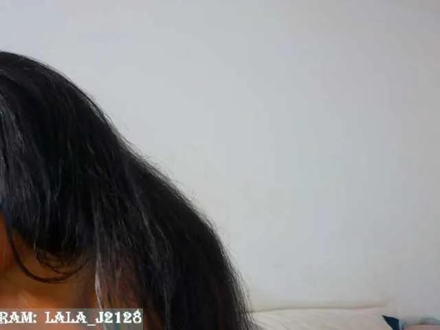Offline Lala-love27 on BongaCams