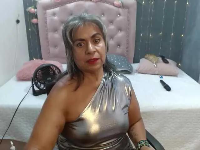 Offline lalisha-96 on BongaCams