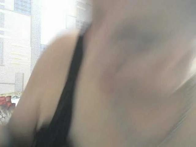 Offline lara45 on BongaCams