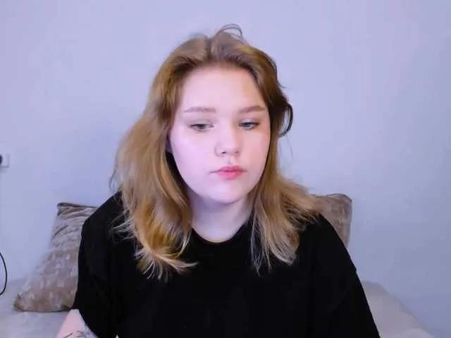 Offline Lasey on BongaCams