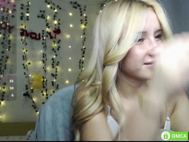 Offline LavinellsX on BongaCams