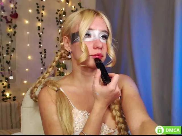 Offline LavinellsX on BongaCams