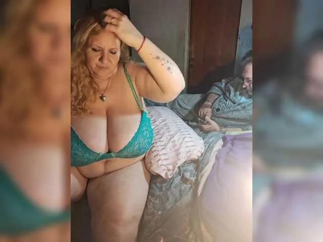 Offline Leoncarpita on BongaCams