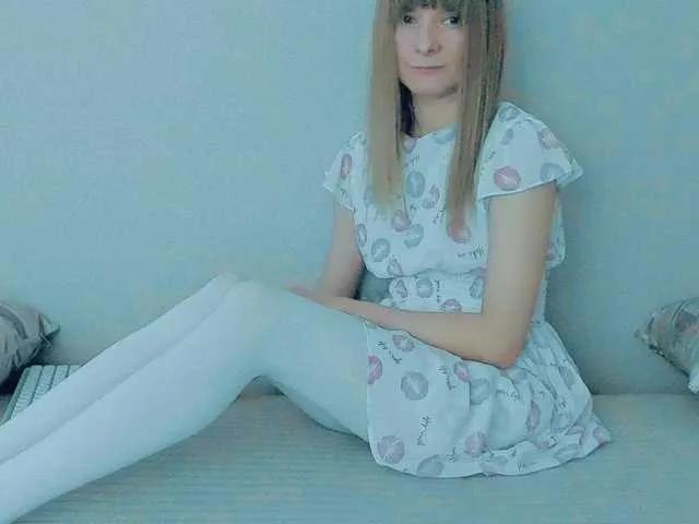 Offline Liliya9 on BongaCams