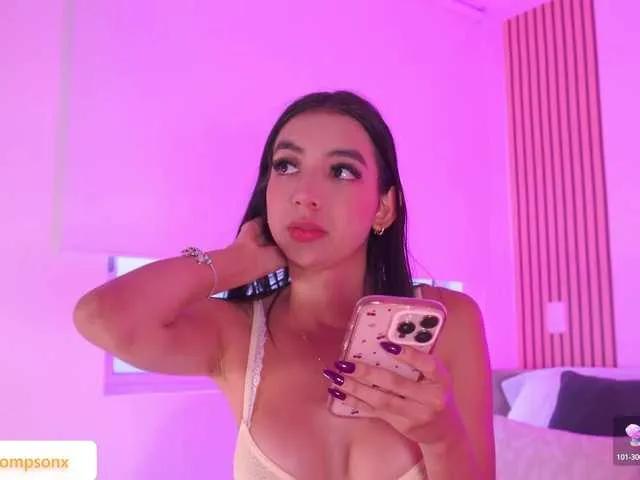 Offline LillyThomps on BongaCams