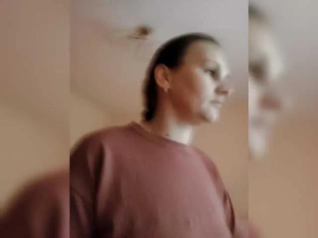 Freechat LisaLovHoney on BongaCams