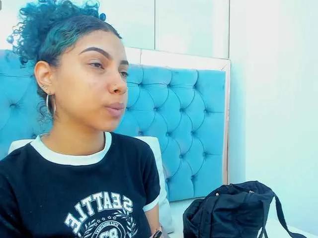 Offline LisRous on BongaCams