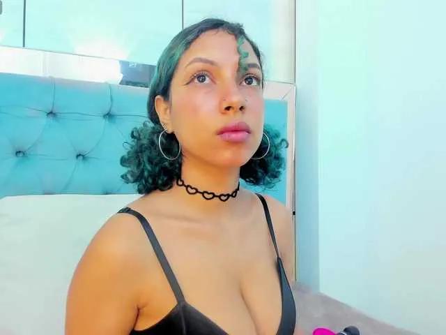 Offline LisRous on BongaCams